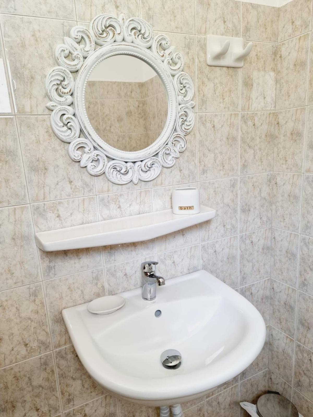 Thomas Art Hotel 佩雷卡斯 外观 照片
